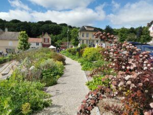 Aménagement de la Place de la République dans le centre-ville de Nexon